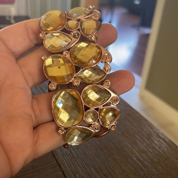 Rose Gold Bling Elastic Bracelet - Picture 4 of 6